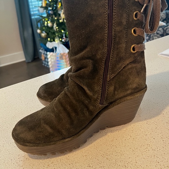 High Ankle Suede Boots - Picture 2 of 6
